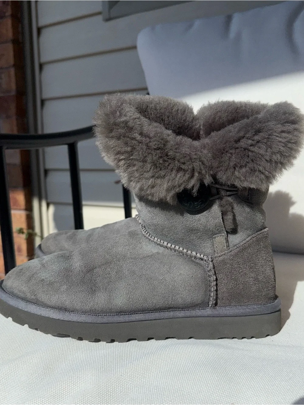 Women's Short Sheepskin Bailey Button Ugg Winter Boots in Gray